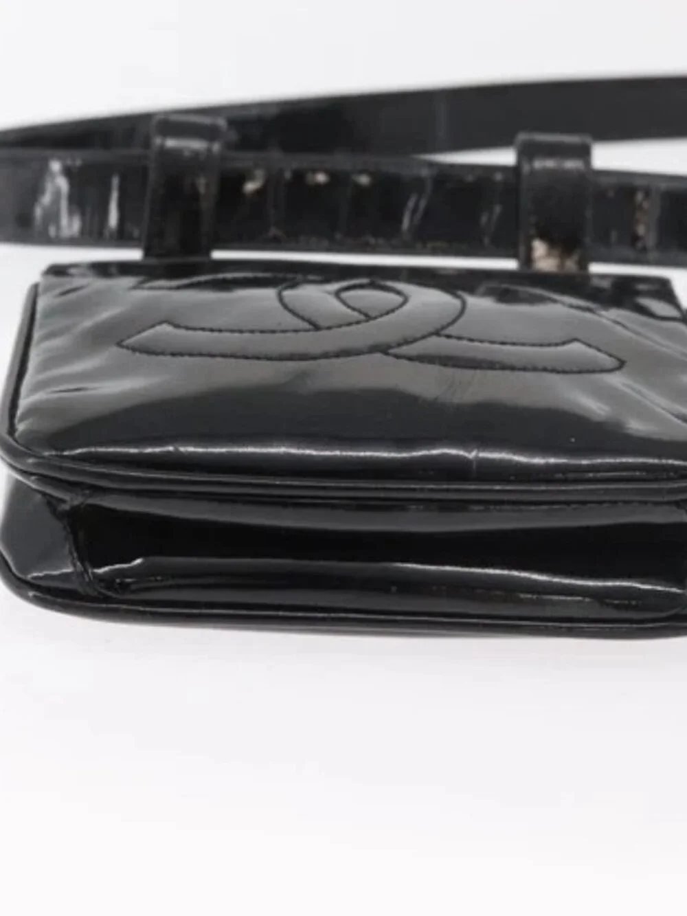 CHANEL brand	chanel color	black